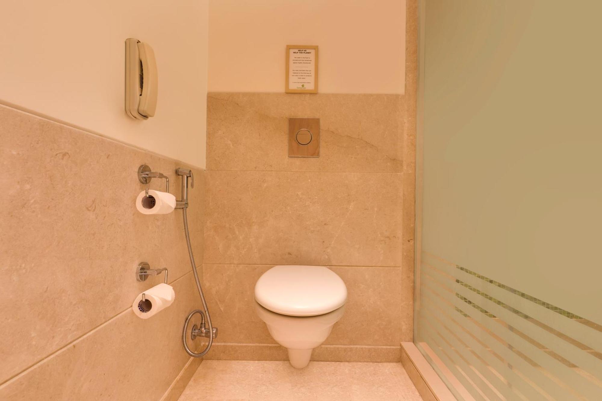 Lemon Tree Premier Hitec 5*
